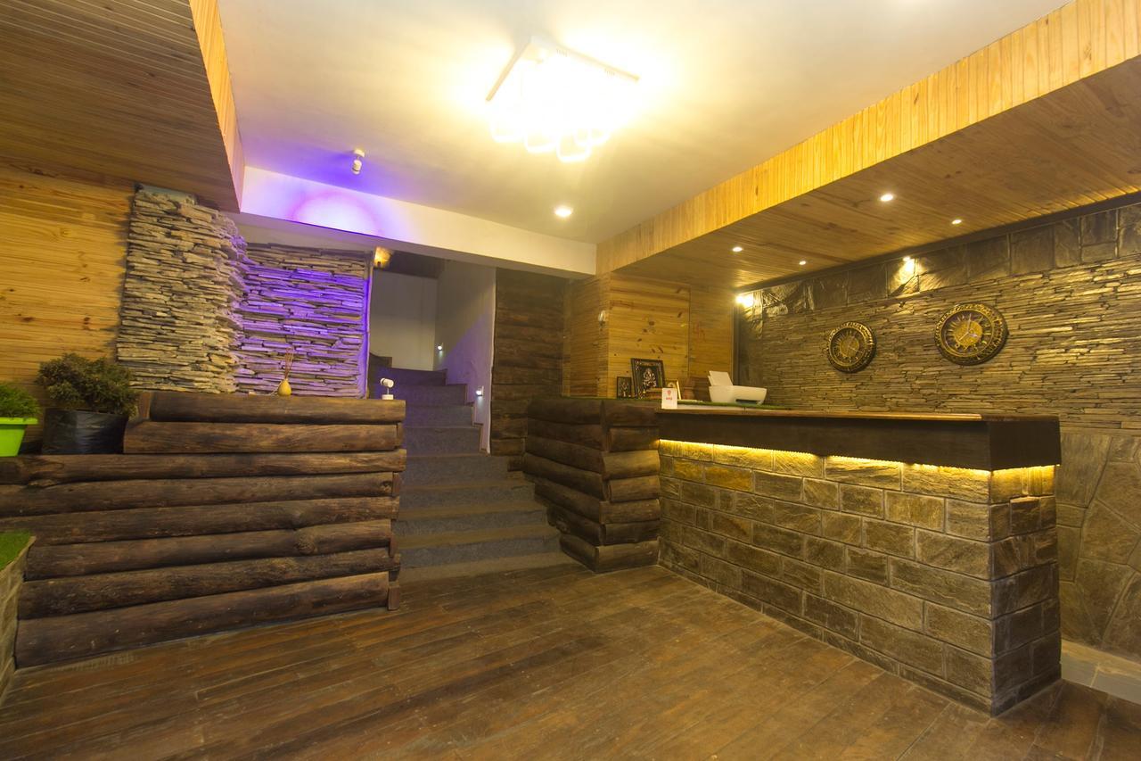 Oyo 9454 Hotel Golden Leaf Dardzsiling Kültér fotó